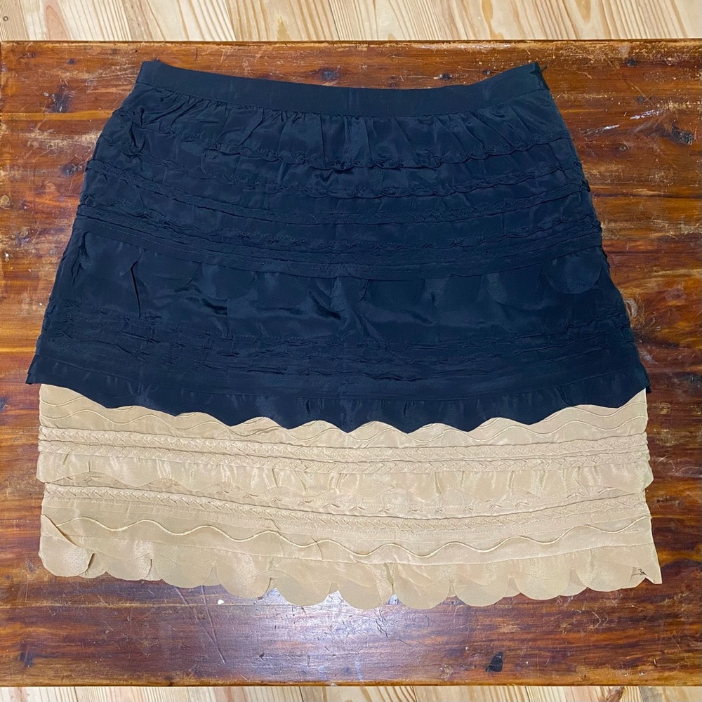 Marve scalloped skirt size 8